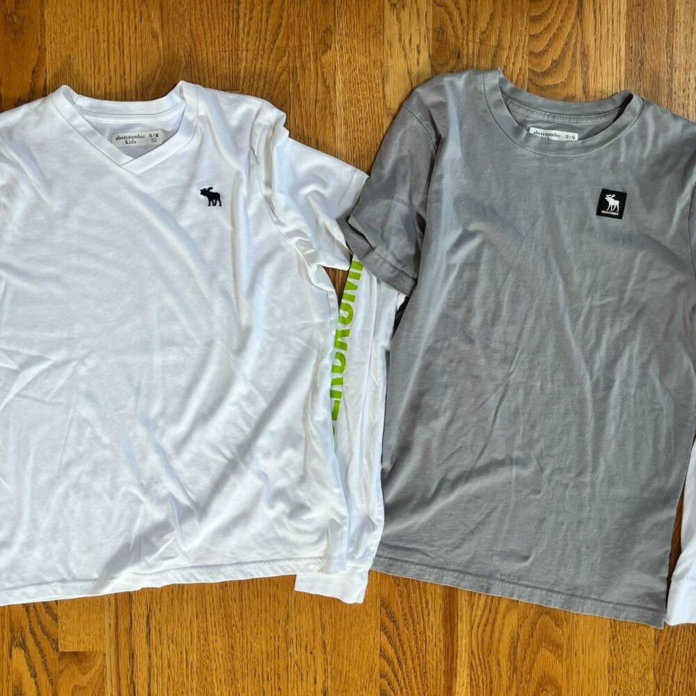 Boys abercrombie kids t-shirts - Size 15/16 - two shirts
